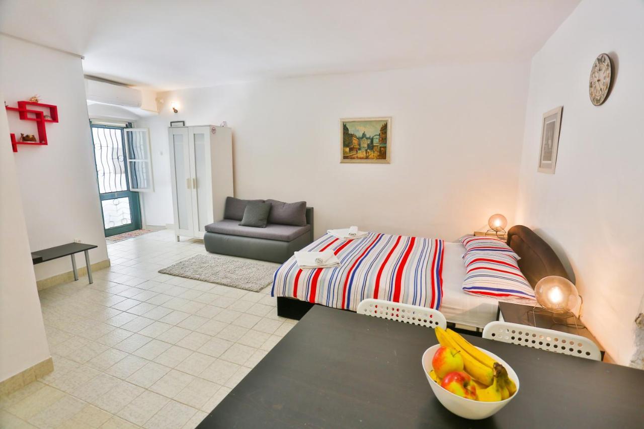 Apartment Centar Nina Split Bagian luar foto